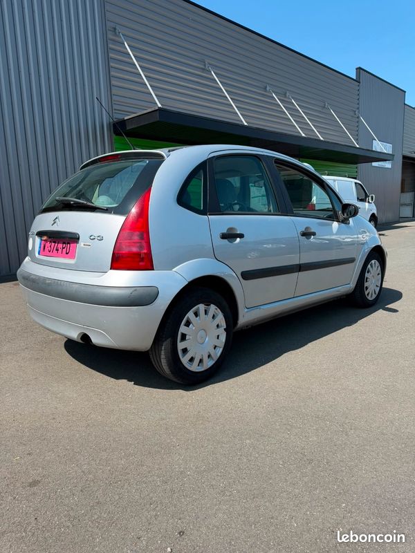 Citroen C3 - 1.4 16V 90CV - Boîte automatique - 5 portes - Garantie - Financement possible (image 4)