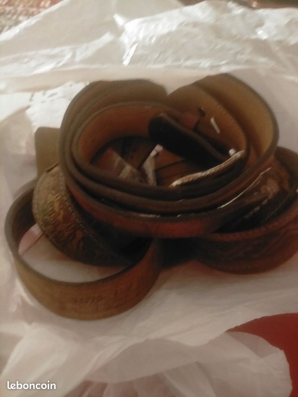 Vends un lot de ceinture en cuir arrivé d'Amérique (image 2)