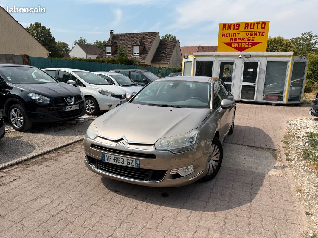 POSSIBILITÉ DE PAYER EN 4X OU 10X - Très Belle Citroen C5 1.6 HDI 110 Confort (image 1)