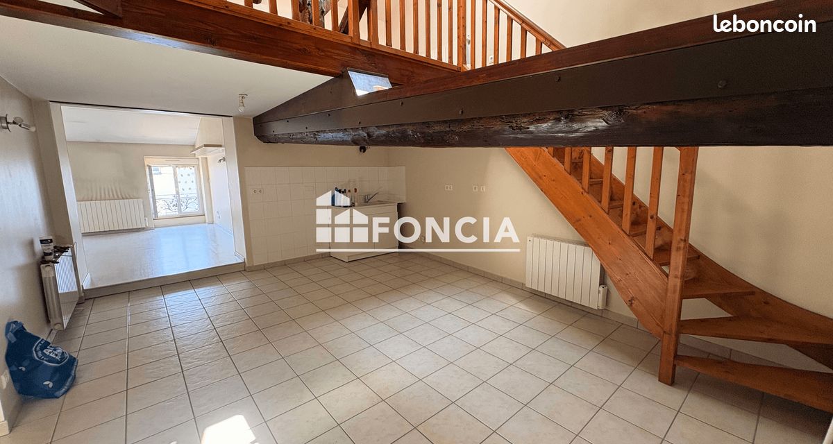 Appartement 2 pièces 65 m² · à Meximieux · 65 m² · 680 €
