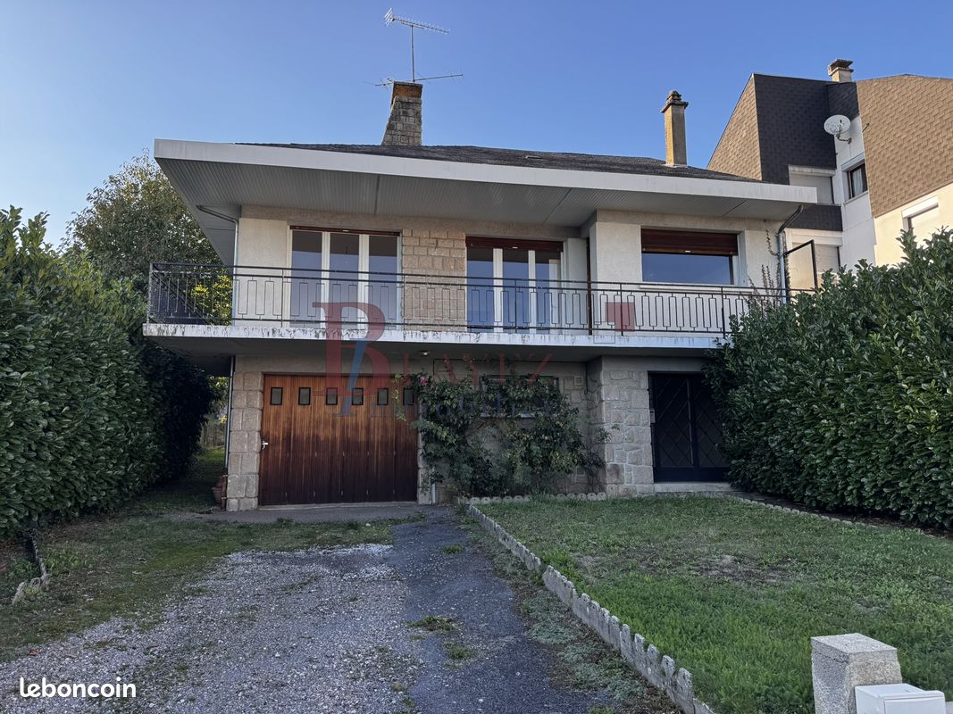 Maison 7 pièces 158 m² · à Égletons · 158 m² · 133 750 €