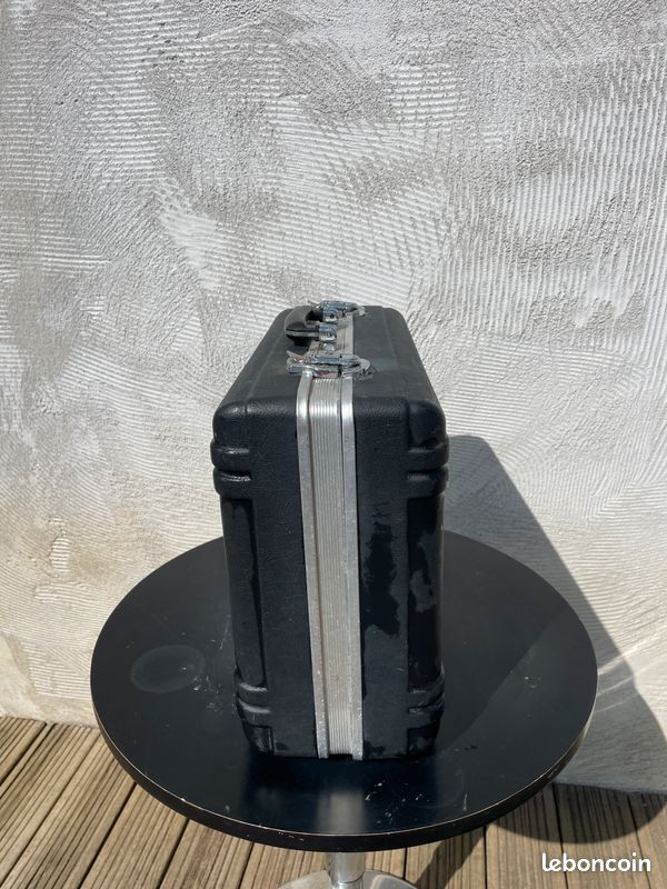 Valise noir 48x38x20 (image 3)