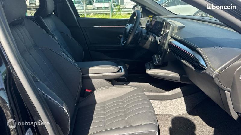 Renault Mégane E-Tech Electric 220ch Iconic autonomie confort -25 (image 19)