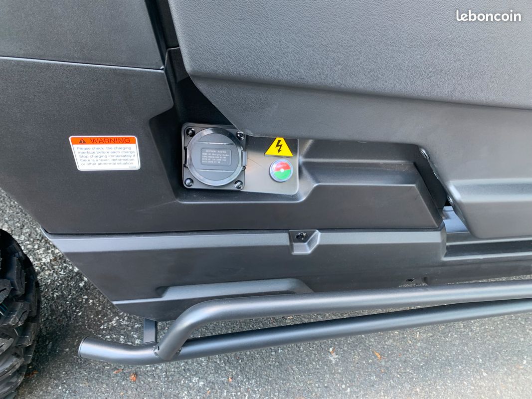 SSV/Mule Hytrack Jobber EV10 électrique 4X4 (image 7)