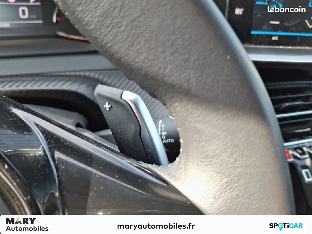 PEUGEOT 2008 PureTech 130 S&S EAT8 Style (image 19)