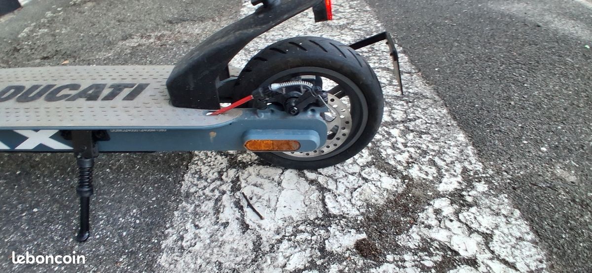 Trotinette electrique (image 7)