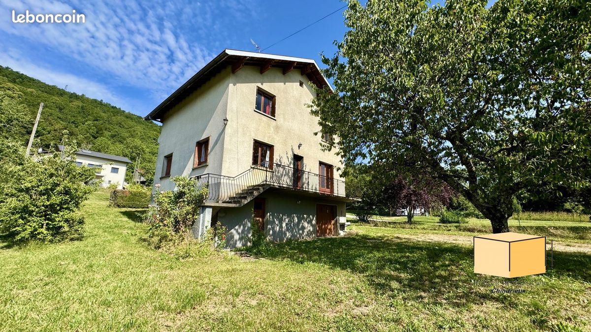 Maison 6 pièces 132 m² · à Corbonod · 132 m² · 249 000 €