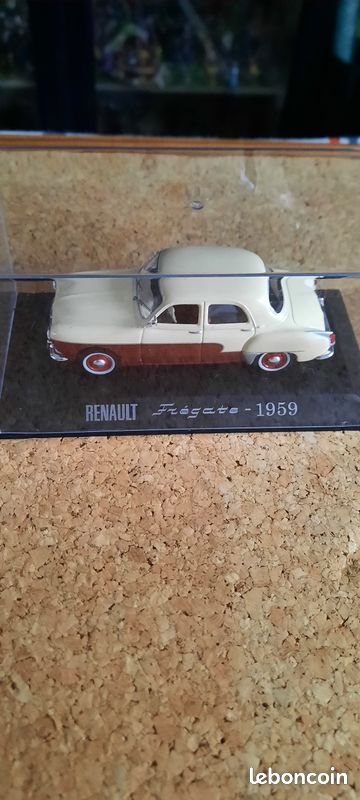 JOLI ! NOREV 1:43 RENAULT FREGATE GRAND PAVOIS - A REPARER To repair