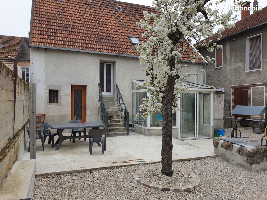Maison 4 pièces 110 m² · à Villenauxe-la-Grande · 110 m² · 900 €/mois