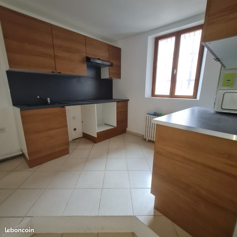 Maison 5 pièces 76 m² · à Déville-lès-Rouen · 75,7 m² · 810 €/mois