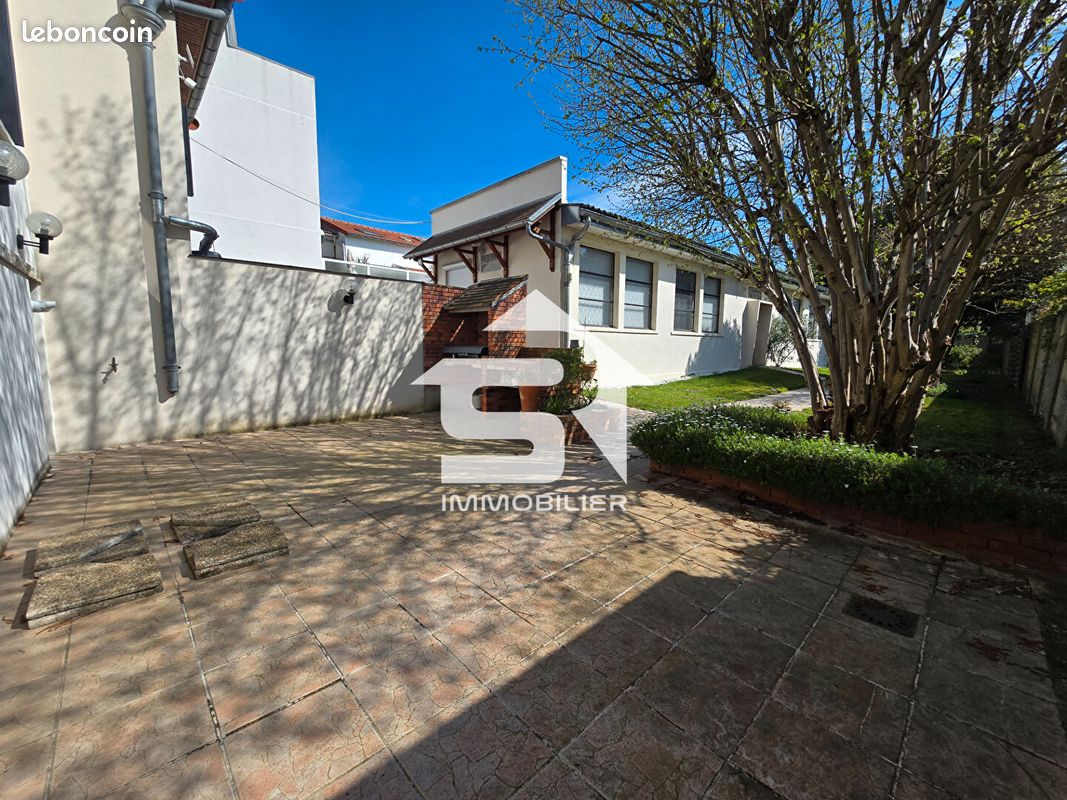 Maison 6 pièces 95 m² · à Fontenay-sous-Bois · 95 m² · 998 000 €