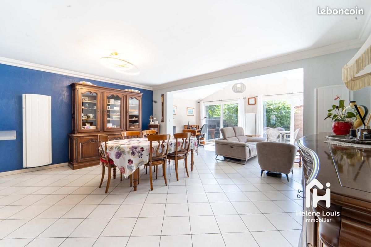 Maison 6 pièces 97 m² · à Santes · 97 m² · 250 000 €