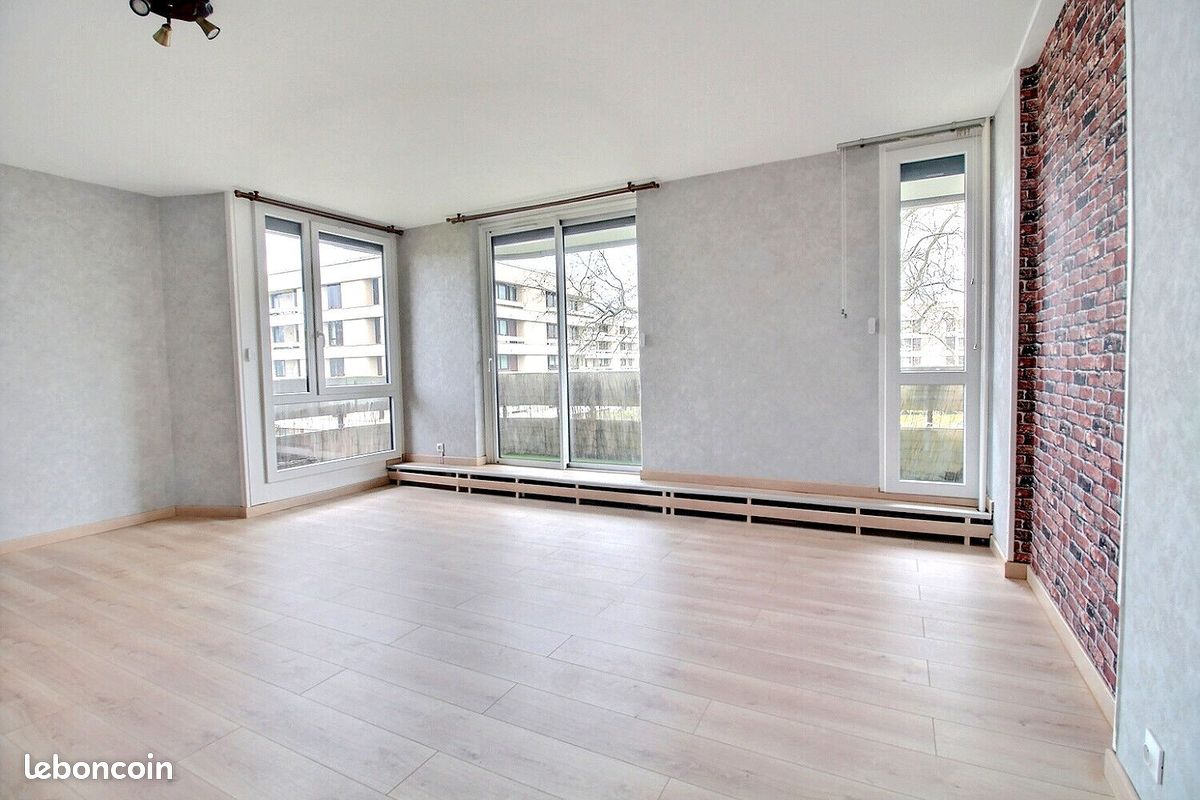 Appartement 3 pièces 67 m² · à Élancourt · 67 m² · 1 100 €