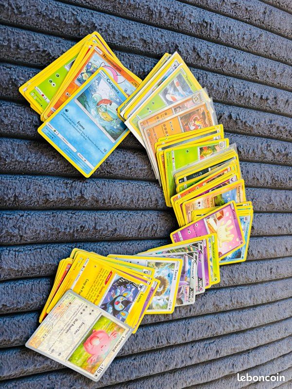 Lot de 520 cartes pokemon (image 2)