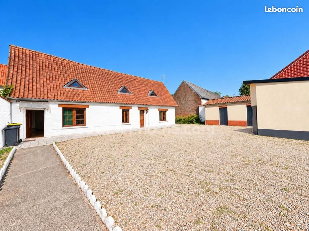Maison 5 pièces 132 m² · à Tilloy-lès-Hermaville · 132 m² · 140 500 €