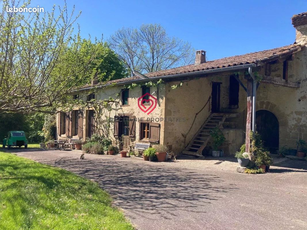 Propriété 6 pièces 204 m² (image 18)