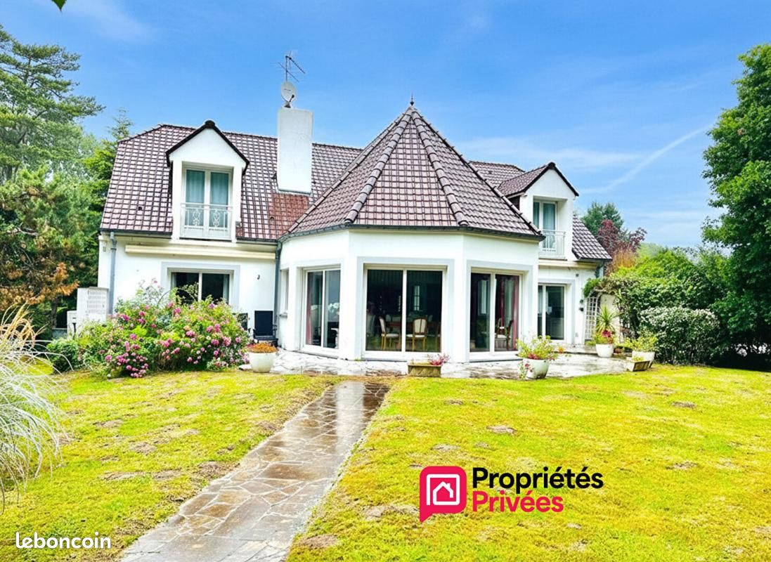 Maison 8 pièces 231 m² · à Neufchâtel-Hardelot · 231 m² · 832 000 €