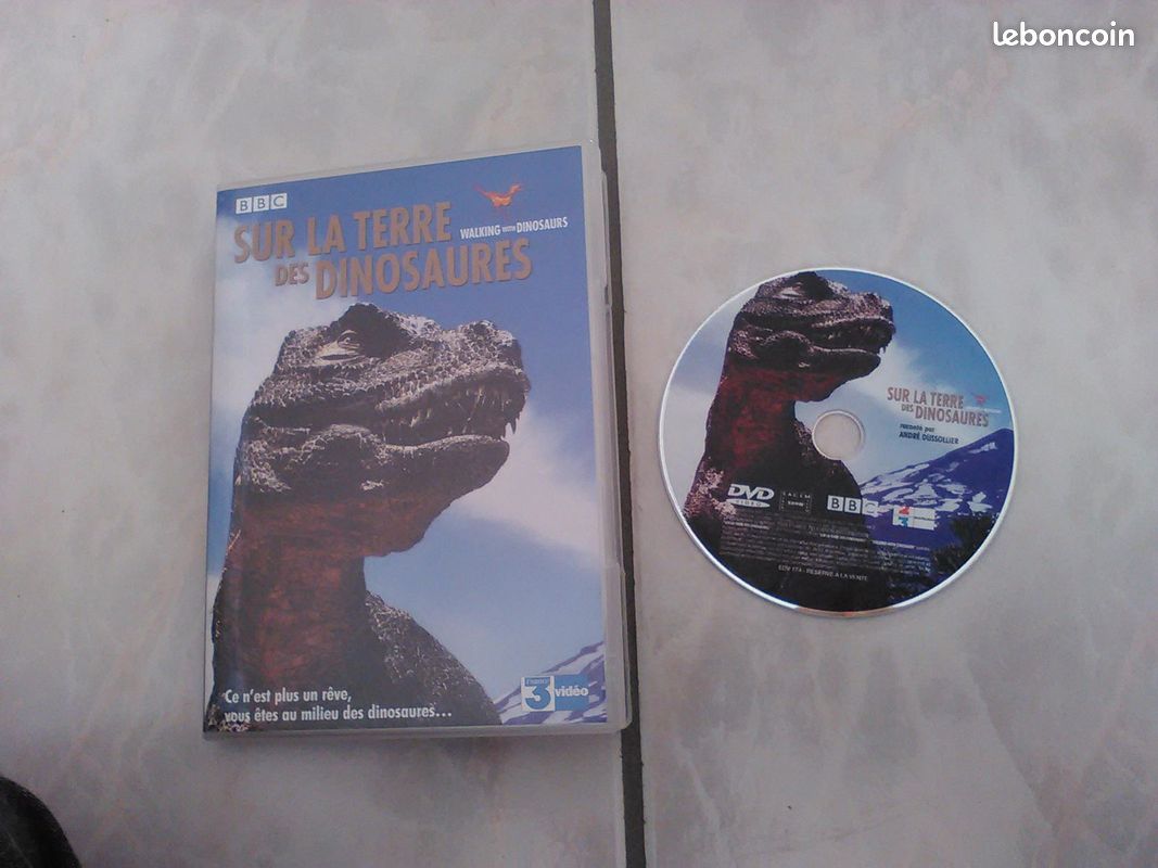 Dvd sur la terre des dinosaures (image 1)