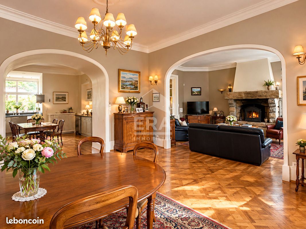 Maison 10 pièces 400 m² · à Saint-Léonard · 400 m² · 565 000 €