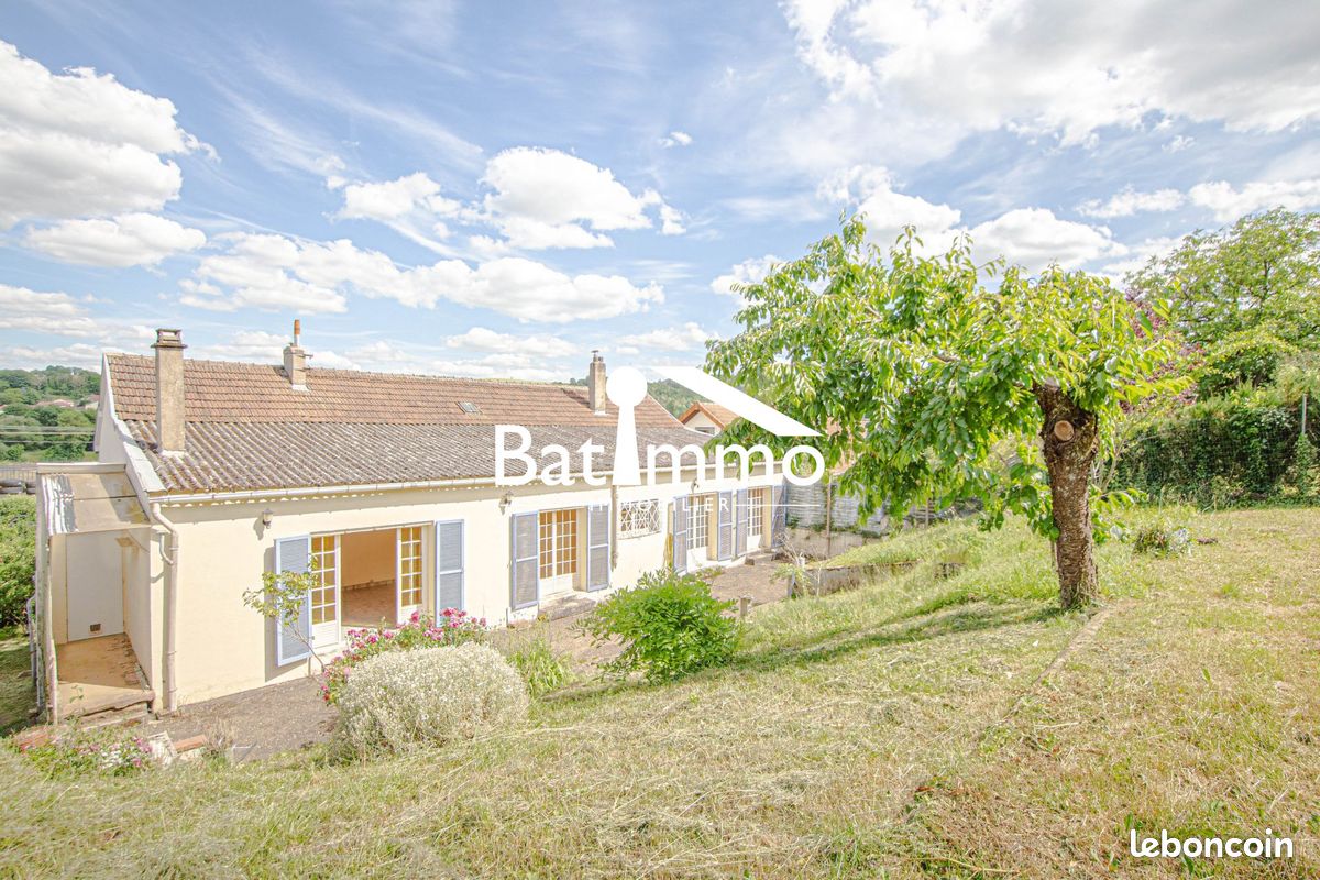 Maison 10 pièces 214 m² · à Novéant-sur-Moselle · 214 m² · 224 000 €