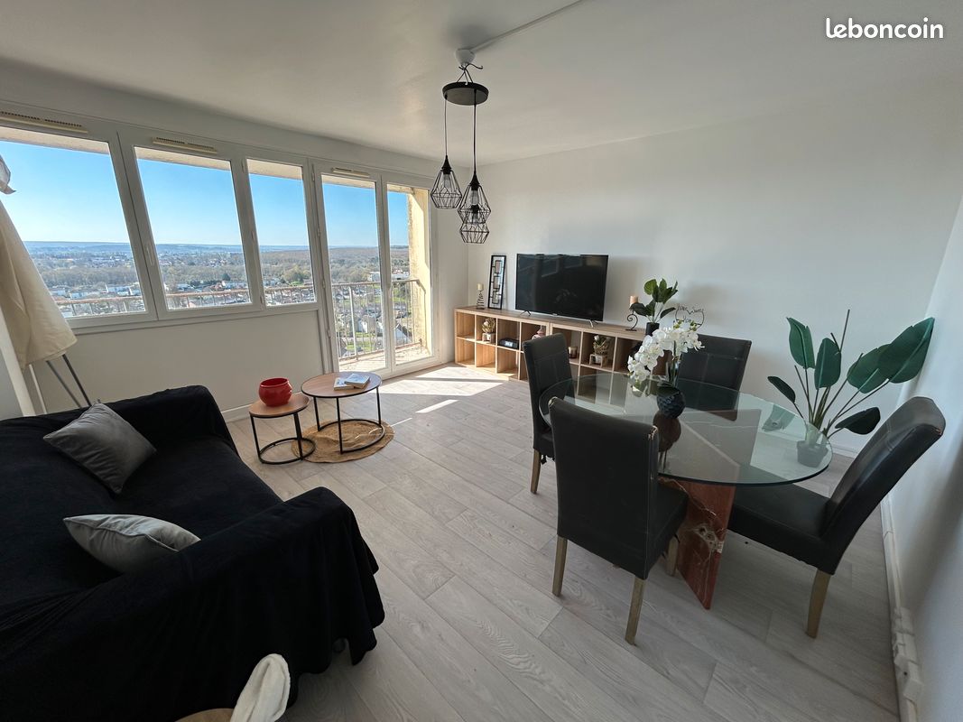Appartement 4 pièces 75 m² · à Saint-Étienne-du-Rouvray · 75 m² · 700 €