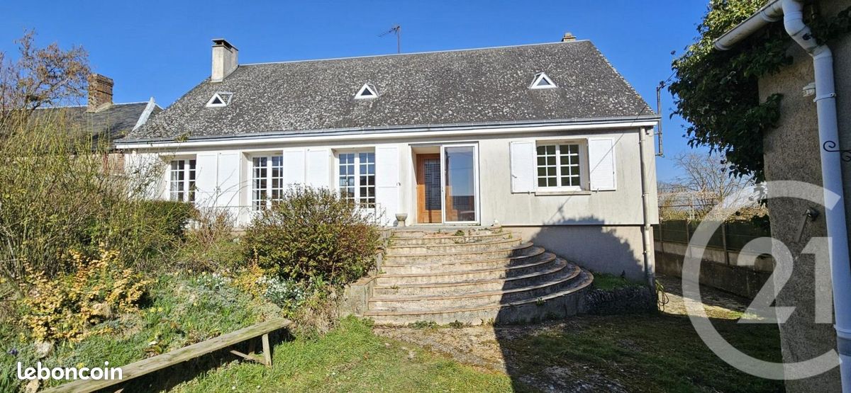 Maison 5 pièces 140 m² · à Bonneval · 140 m² · 150 000 €