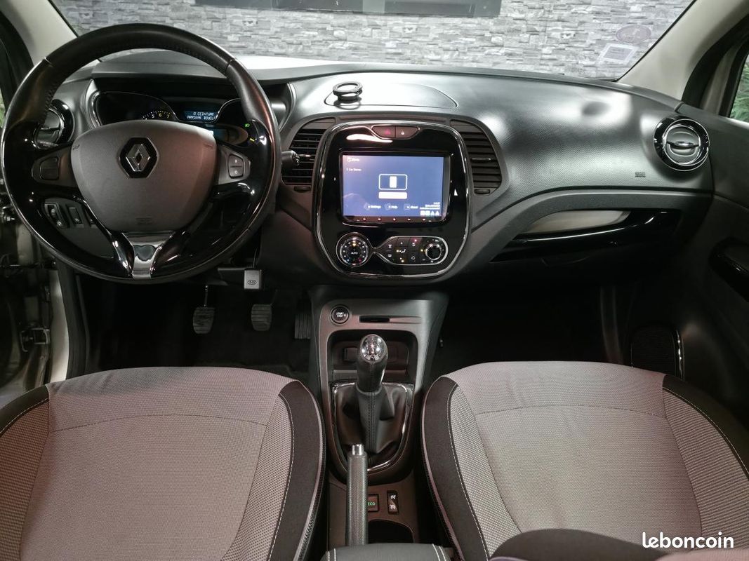 RENAULT CAPTUR 0.9 Energy TCe - 90 Intens (image 12)