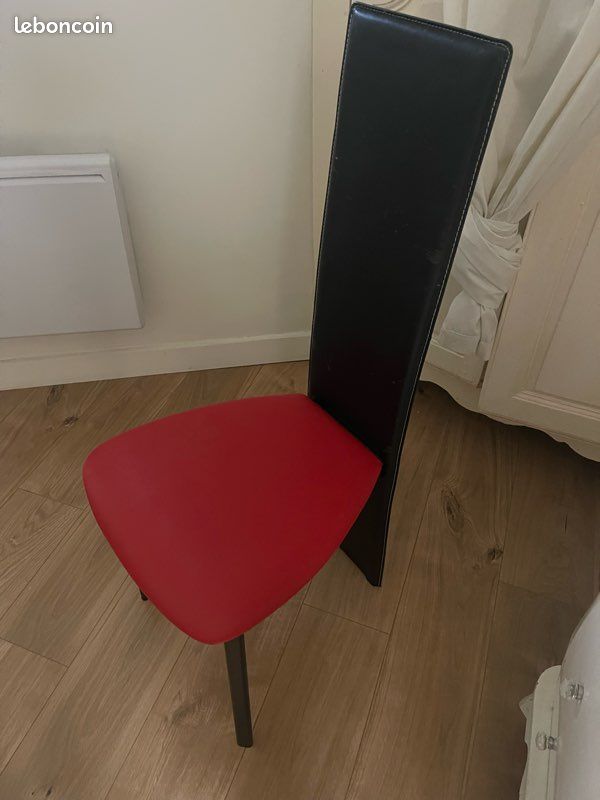 Chaise lot 2 Design Noire et rouge (image 1)