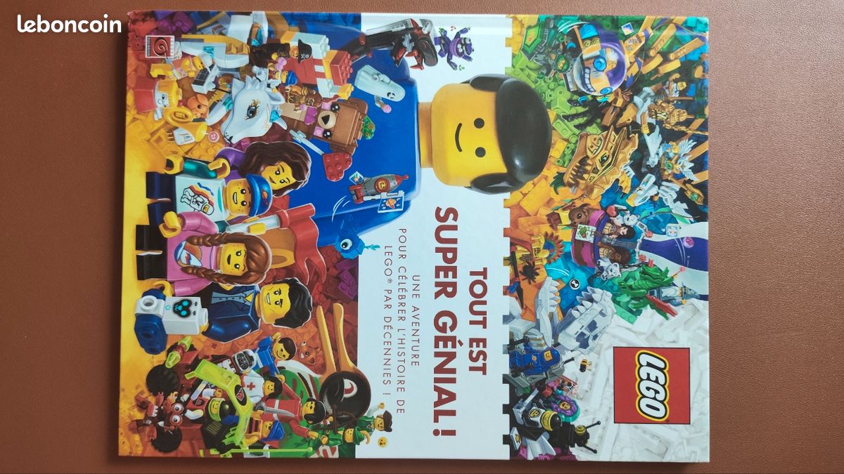 Livre Cherche et trouve Lego (image 1)