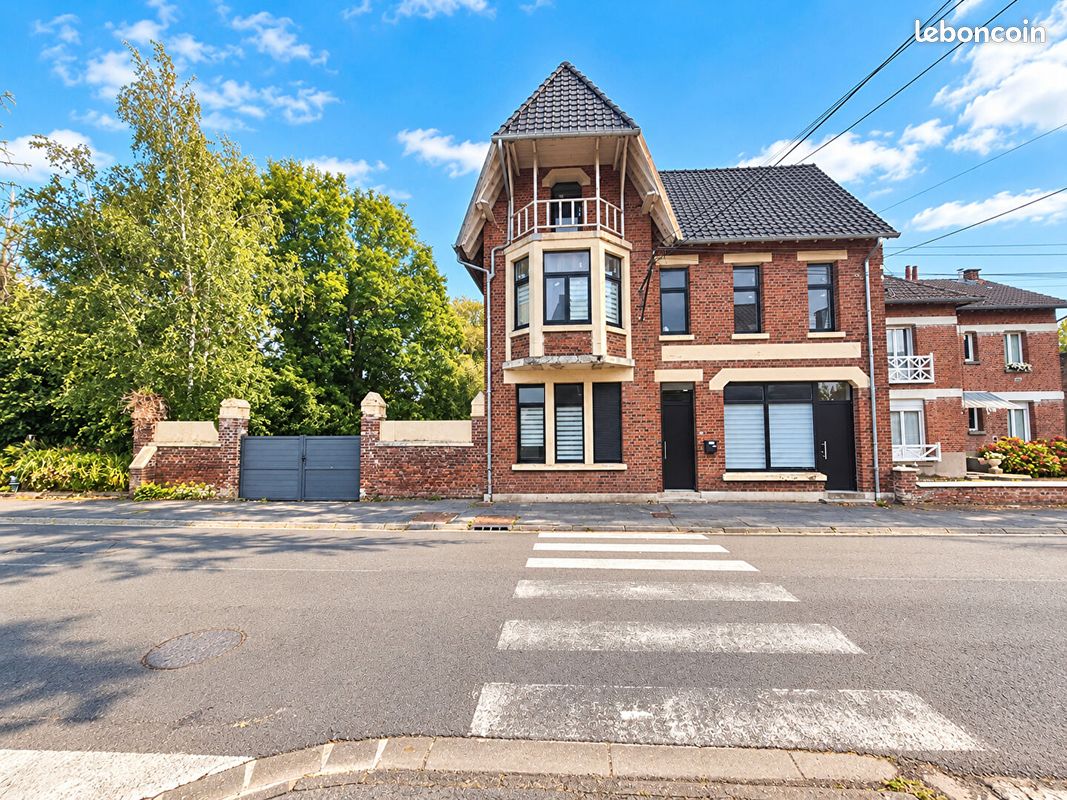 Maison 5 pièces 158 m² · à Mortagne-du-Nord · 158 m² · 315 000 €