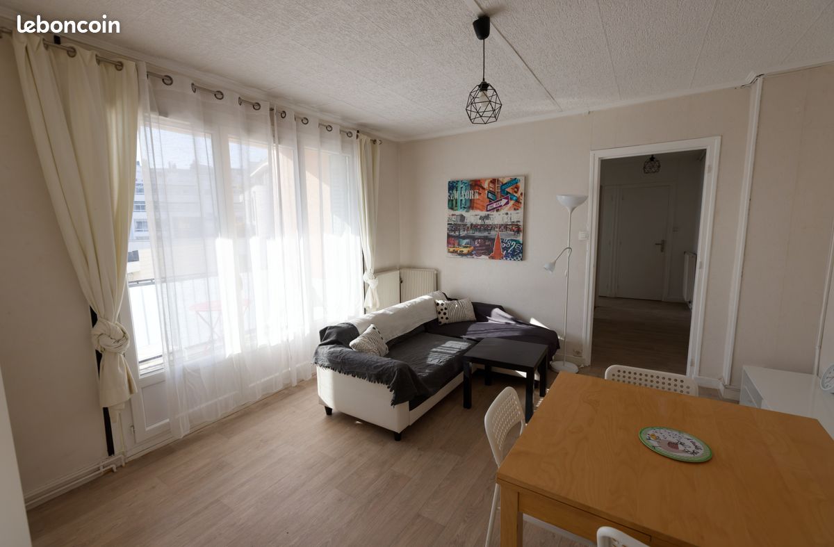 Appartement 3 pièces 57 m² · à Grenoble · 57 m² · 825 €