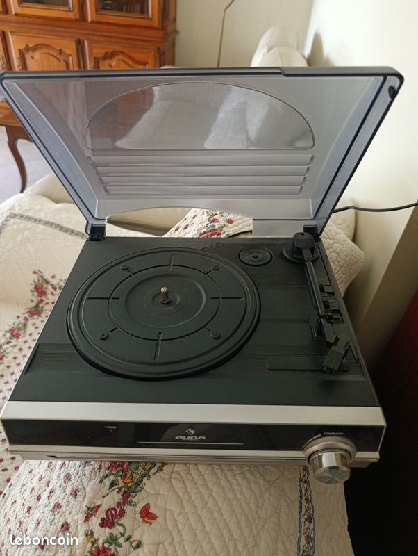 Tourne-disque vinyl (image 1)