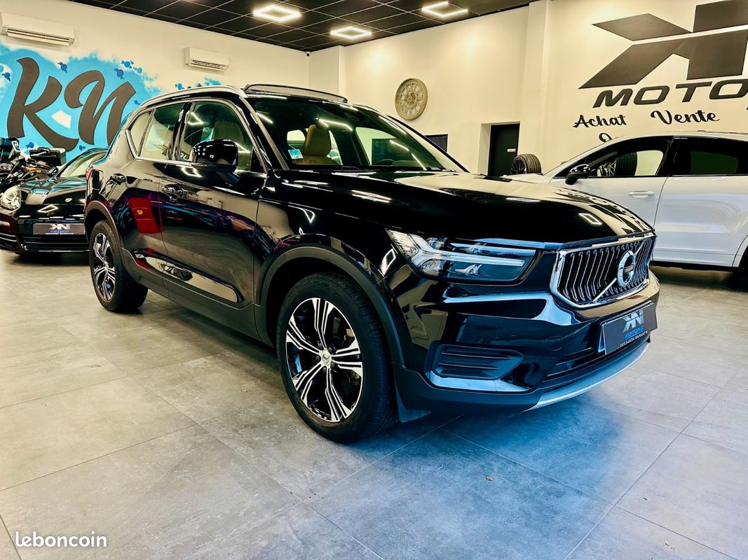 Volvo XC40 T5 Recharge 180+82 ch DCT7 ULTIMATE toit ouvrant Swaroszky harman Kardon TVA RECUP garantie 12 mois (image 15)