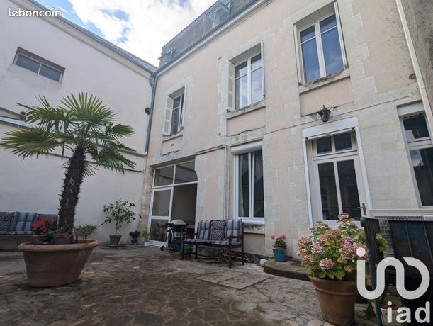 Maison 7 pièces 278 m²