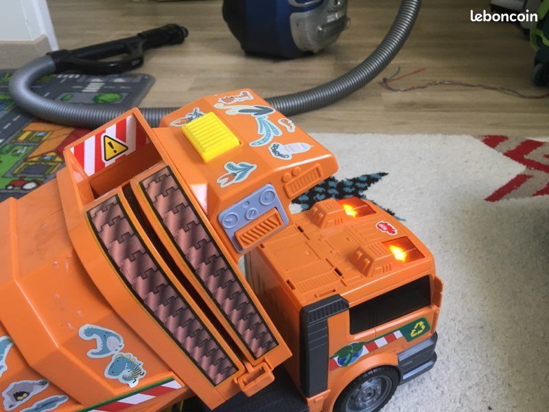 Camion poubelle Dickie Toys interactif (image 4)