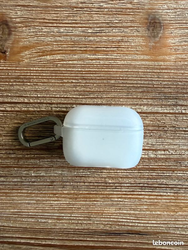 AirPods Pro 2 (image 1)