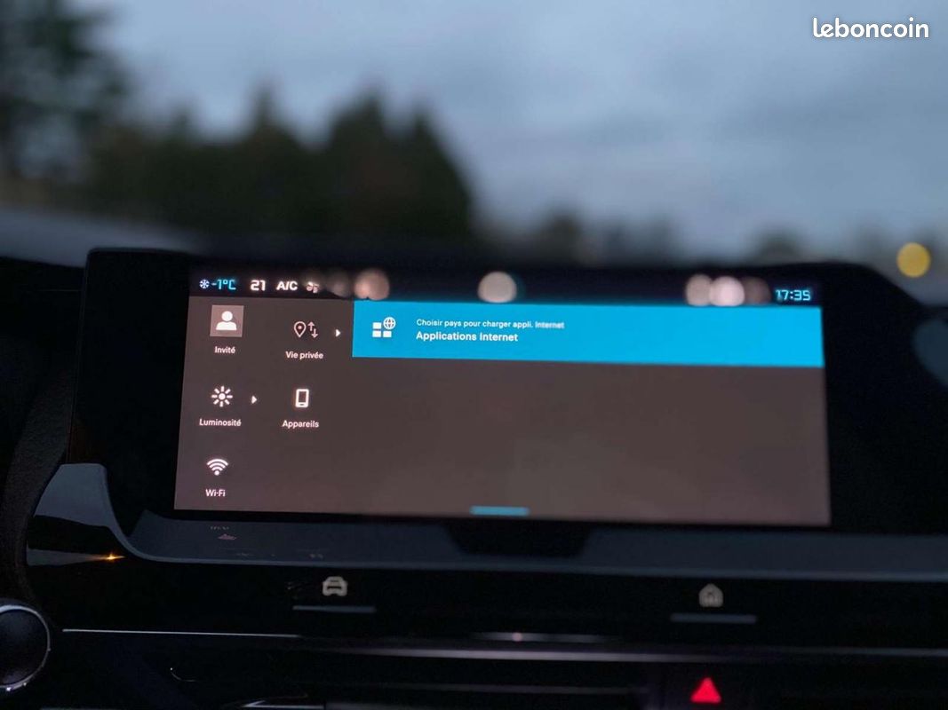 CITROEN C5 X 1.2i 130 - BV EAT8 FEEL PACK - CAMERA DE RECUL + NAVIGATION (image 14)