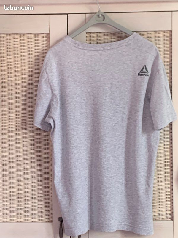 Teeshirt homme de chez Reebok . Taille S (image 2)
