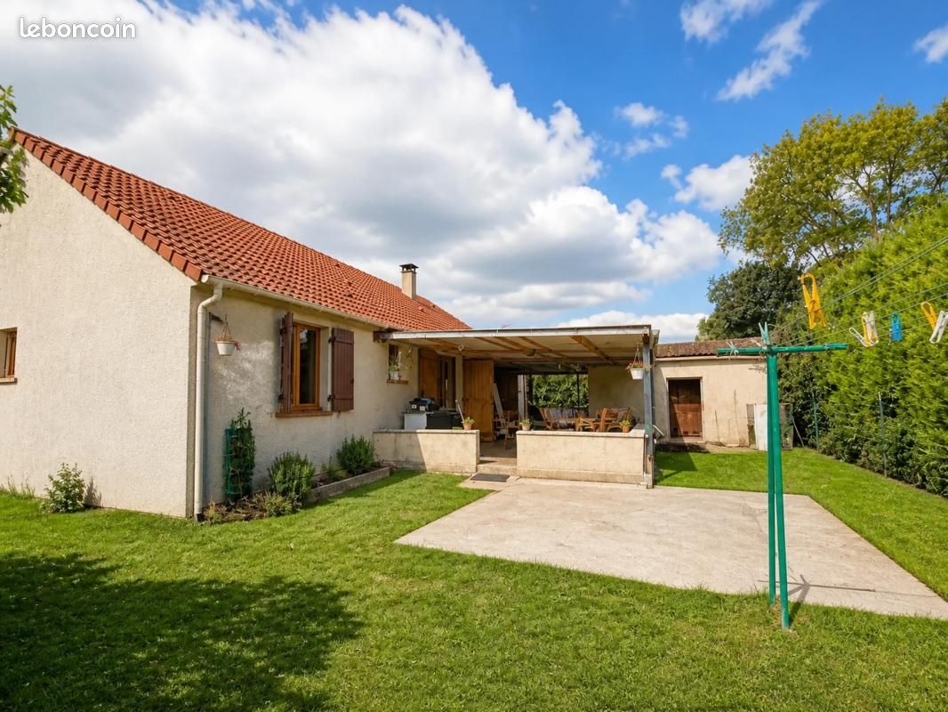 Maison 5 pièces 93 m² · à Issoudun · 93 m² · 192 000 €