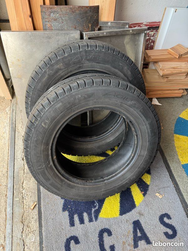 Paire de pneu Michelin Agilis 195/70r15c (image 1)