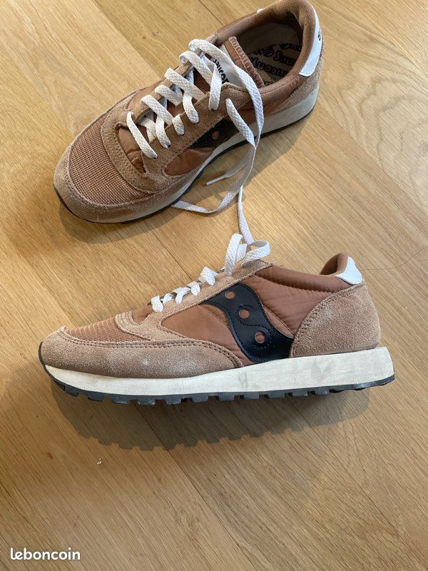 Saucony chaussure bronze taille 42 très bon état (image 2)
