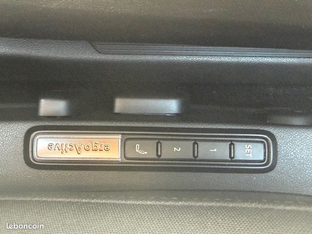 Volkswagen GOLF VIII 1.5 TSI ACT OPF 130CH STYLE (image 19)