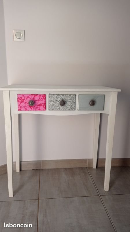 Console (image 4)