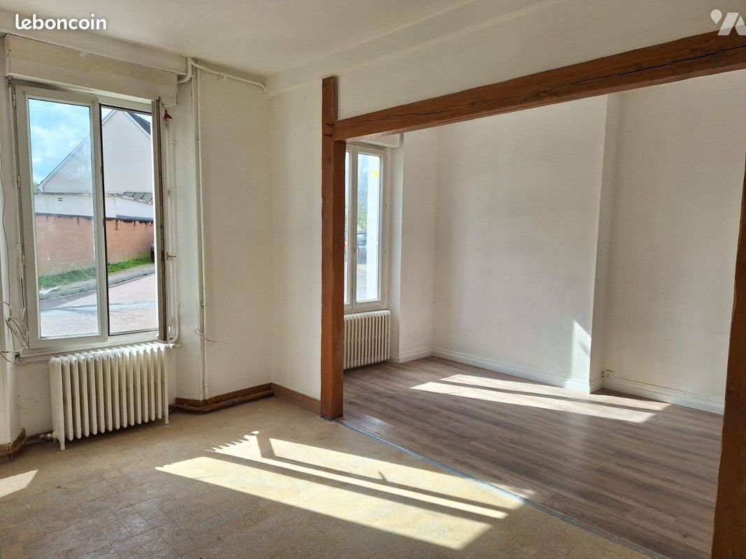 Maison 7 pièces 102 m² · à Argent-sur-Sauldre · 102 m² · 65 000 €