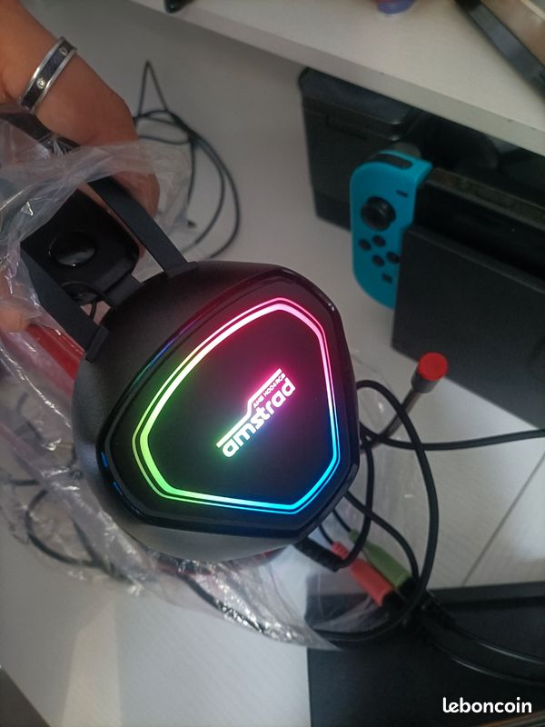 Lot d'équipements gaming 6 pièces plus un convertisseur offert (image 4)