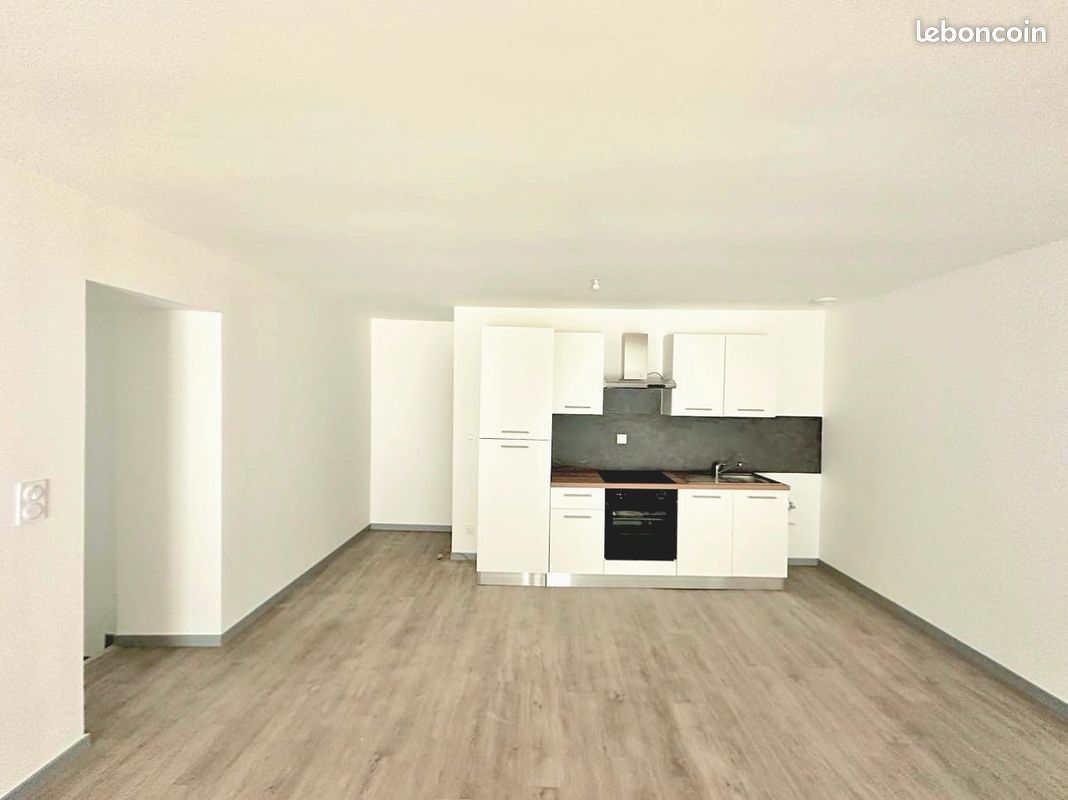 Appartement 4 pièces 83 m² · à Dieue-sur-Meuse · 83 m² · 700 €