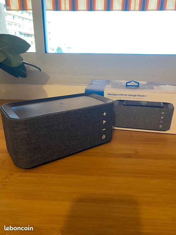 Enceinte chargeur de téléphone (image 1)