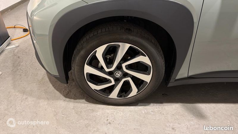 Toyota Aygo X 1.0 VVT-i 72ch Design S-CVT MY24 (image 20)