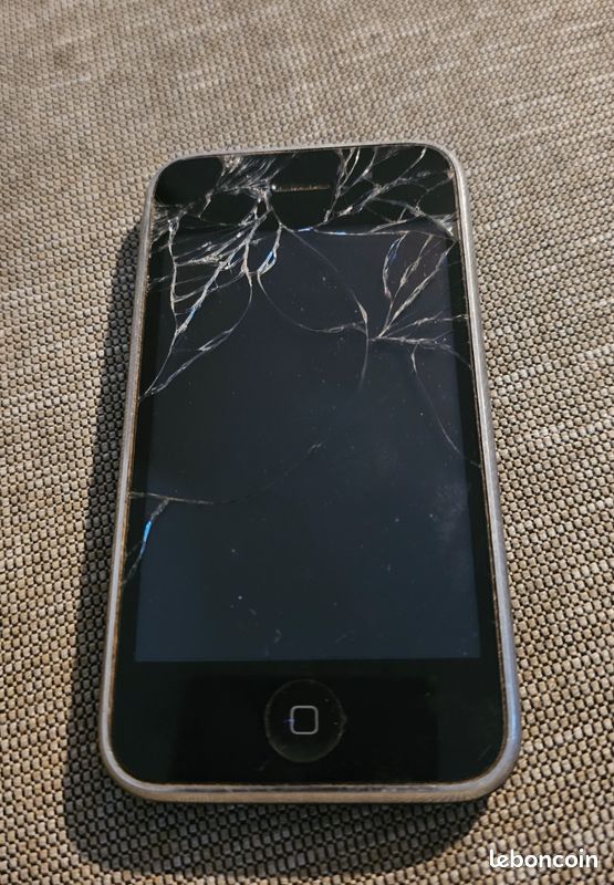 Iphone 1303 16GB (image 2)