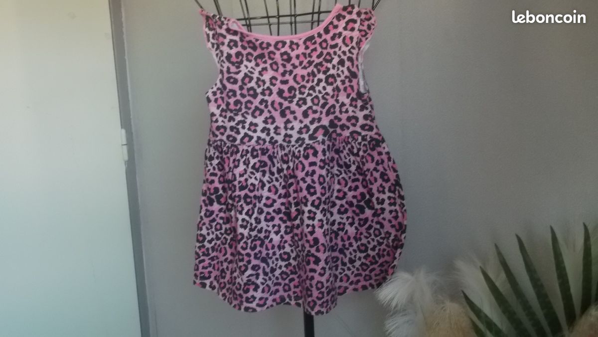 Robe fille de 3/4 ans (image 3)